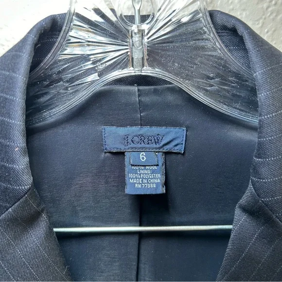 J. Crew Navy Pinstripe Blazer women’s 6 classic professional business - Picture 3 of 7